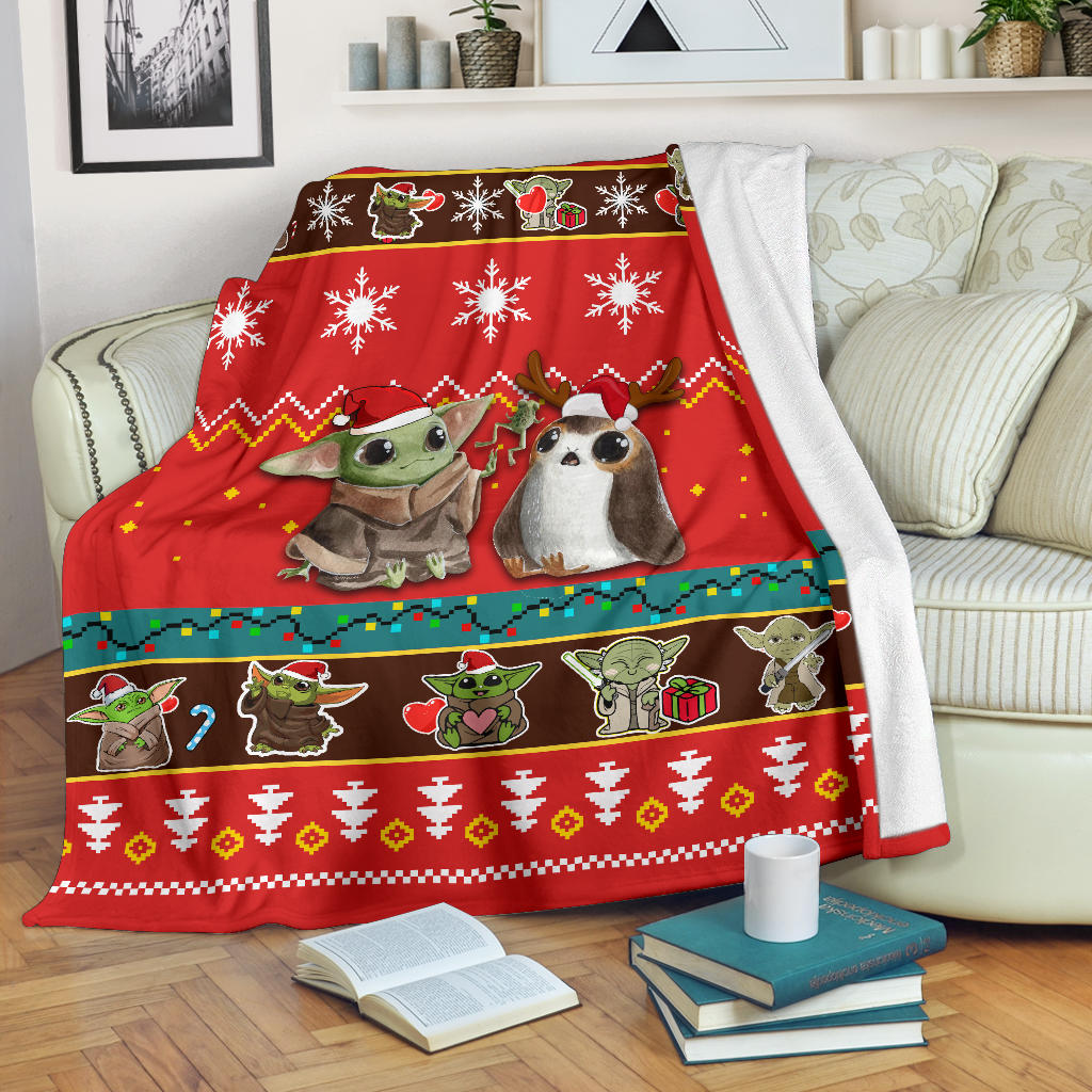 Red Baby Yoda Christmas Blanket Amazing Gift Idea