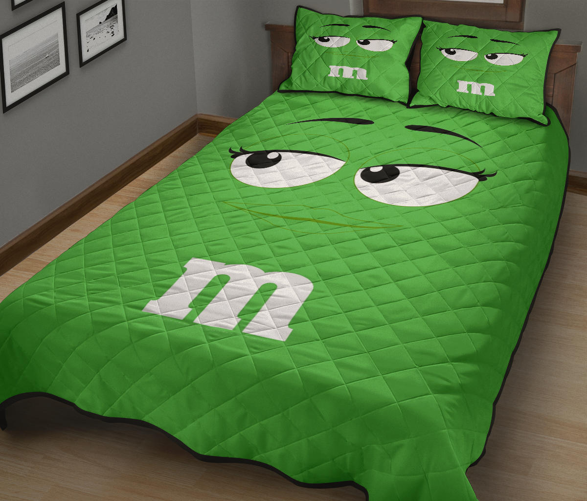 Chocolate M&M Green Quilt Bed Sets